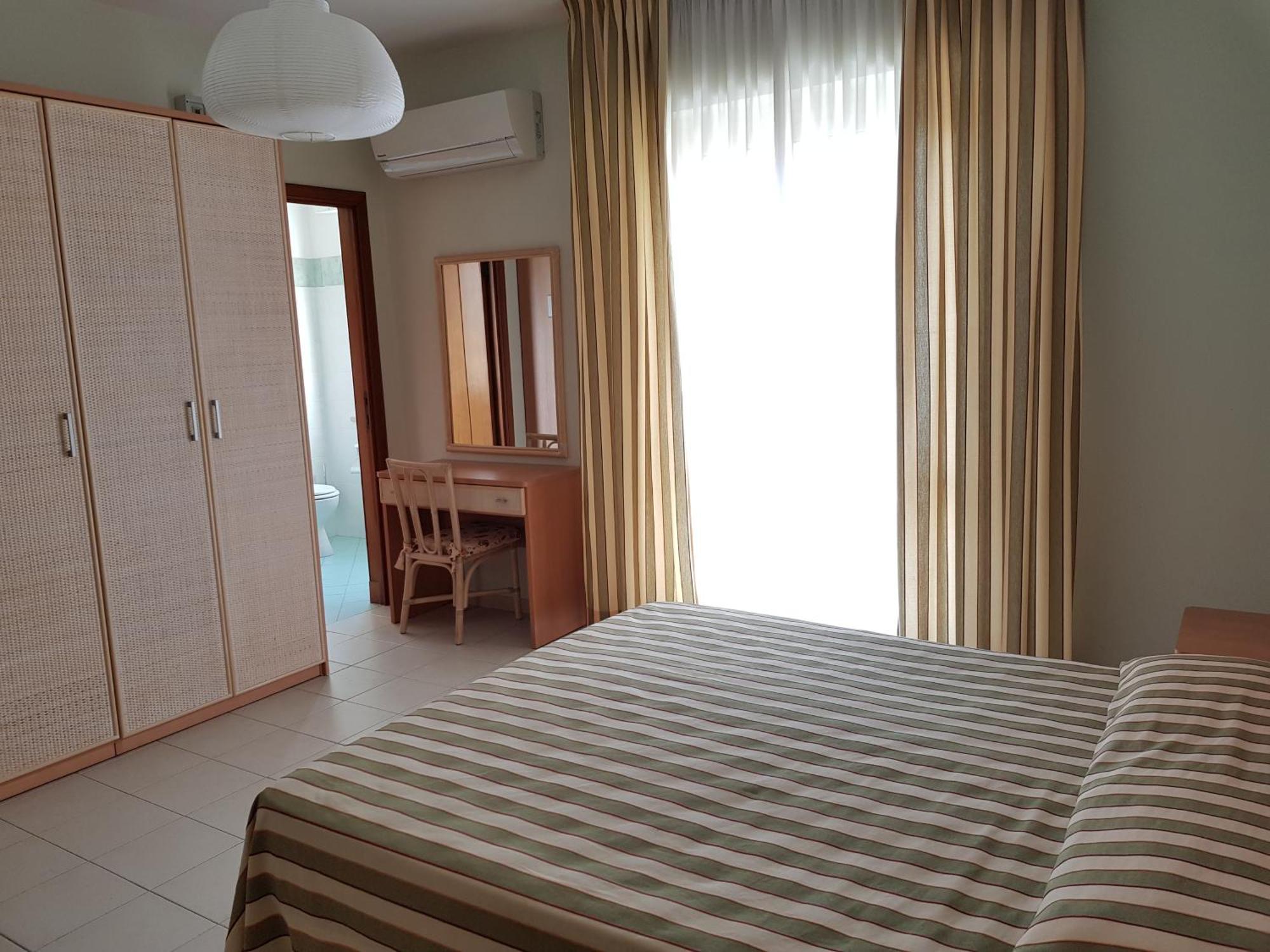 Hotel Jollino Pineto Buitenkant foto